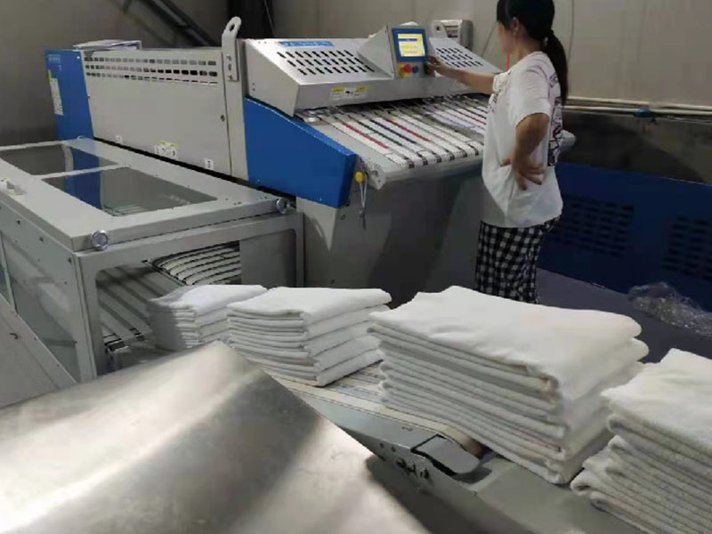 谷城巾类折叠机-02